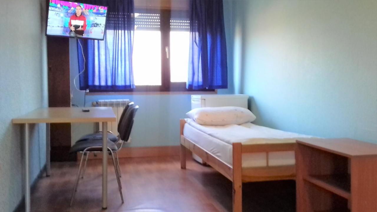 Hostel Siennicka วอร์ซอ ภายนอก รูปภาพ